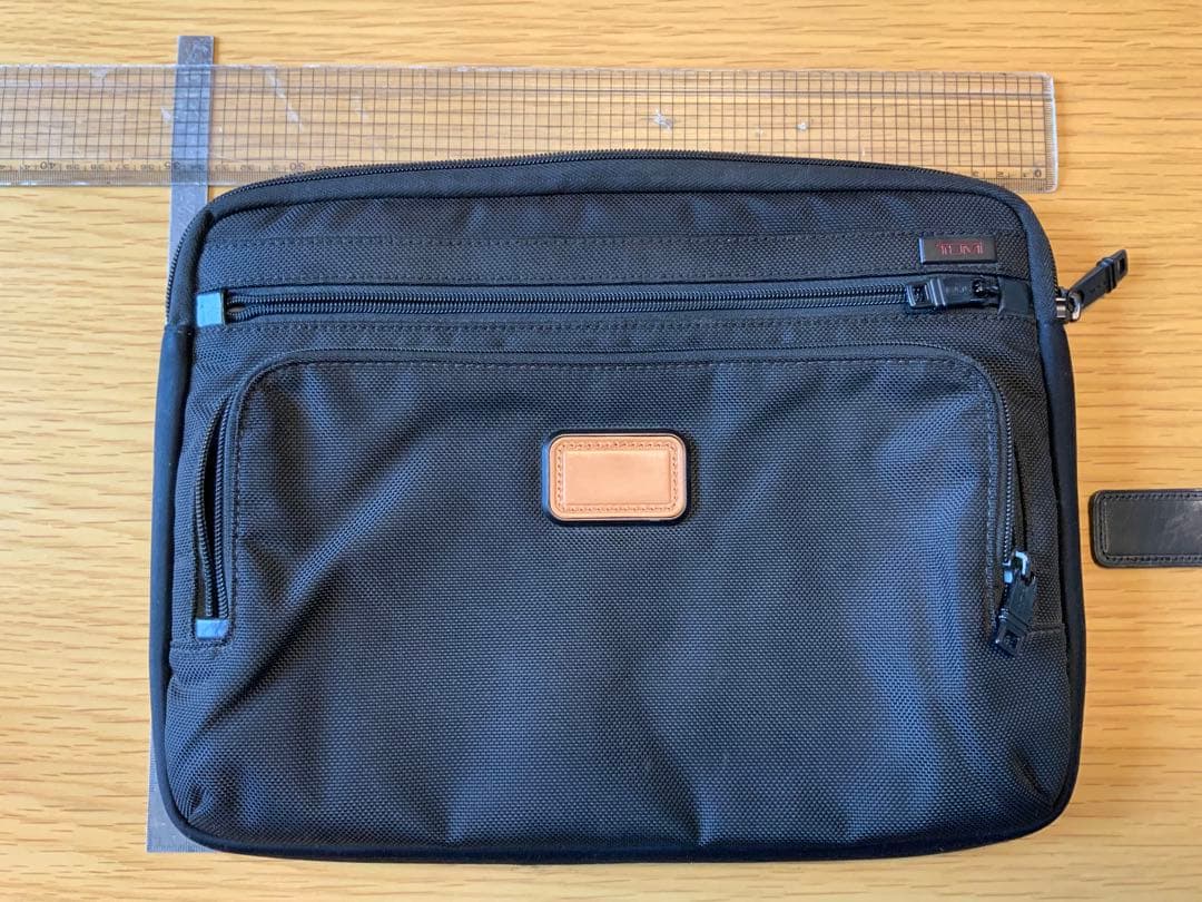 TUMI PCケース　ラップトップカバー　ミディアム　タンパッチ トゥミ TUMI PCケース ミディアム ラップトップ カバー ノートパソコン