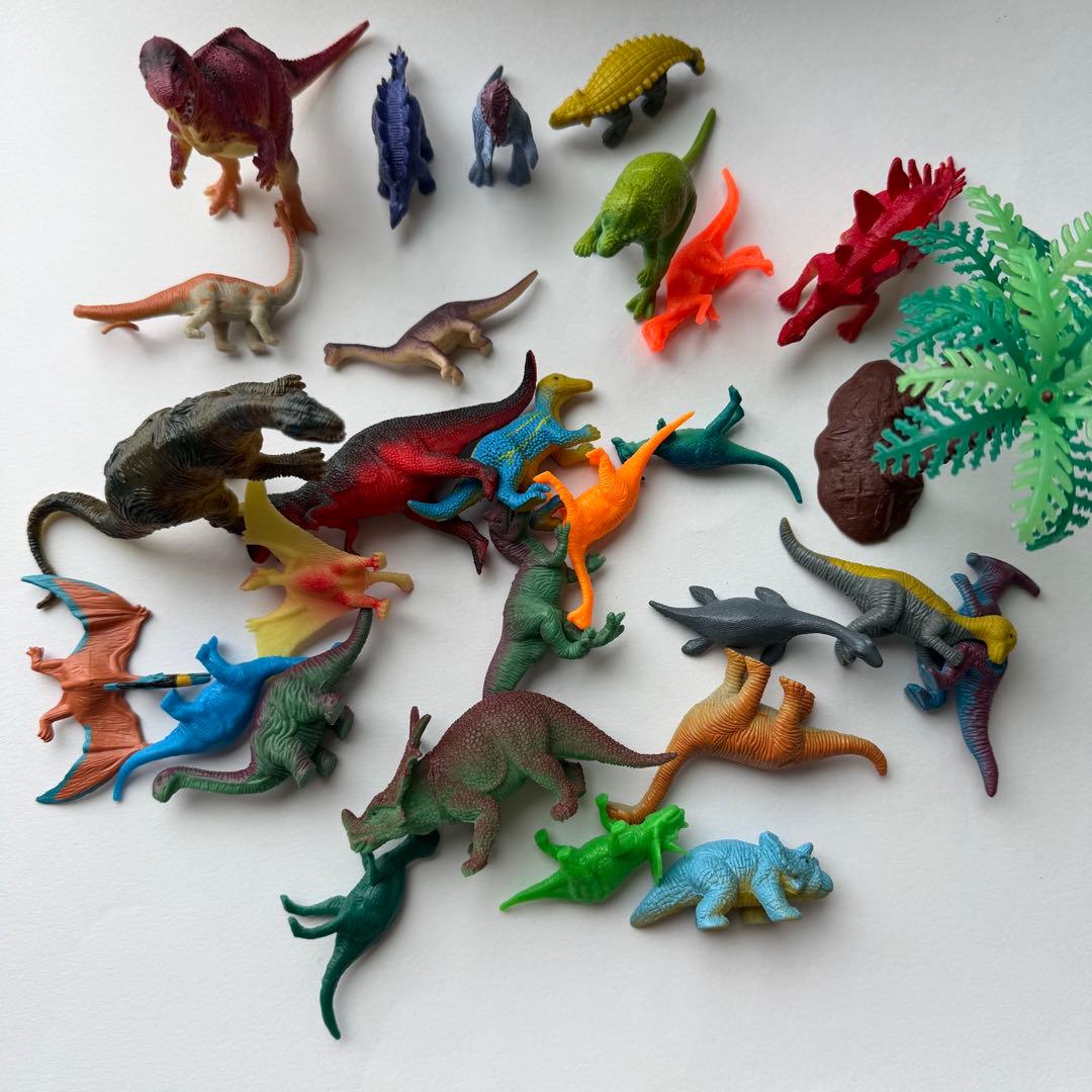 恐竜・昆虫・海の生き物 フィギュア 52体 大量セット - メルカリ