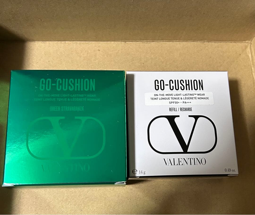 VALENTINO GOクッションファンデ　グリーンケースセット　新品未開封 ヴァレンティノ ビューティ」人気ファンデーション『GO クッション』に