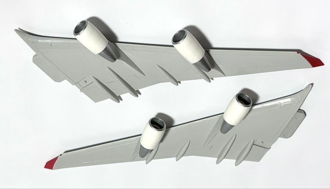 hogan 1/200 B747-400ノースウエスト航空 特別塗装 ギア付 - メルカリ