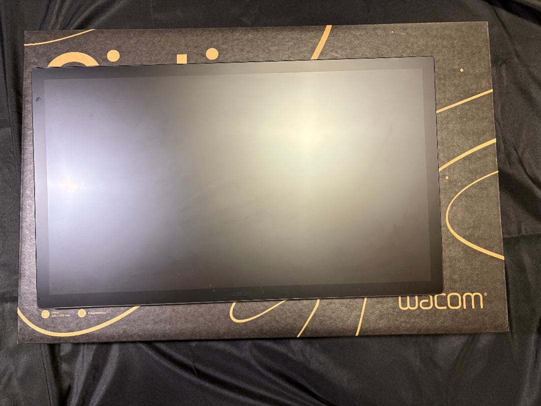 液タブ・ペンタブ wacom Cintiq pro 27 Wacom Cintiq Pro 27 Interactive Pen Display (refurbished)