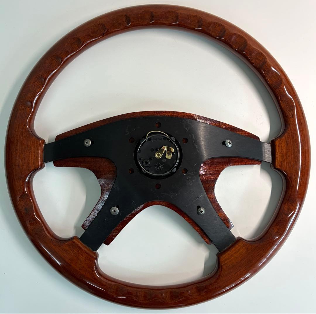 MOMO ホーンボタン ウッド ステアリング37cm/NARDI/イタルボランテ