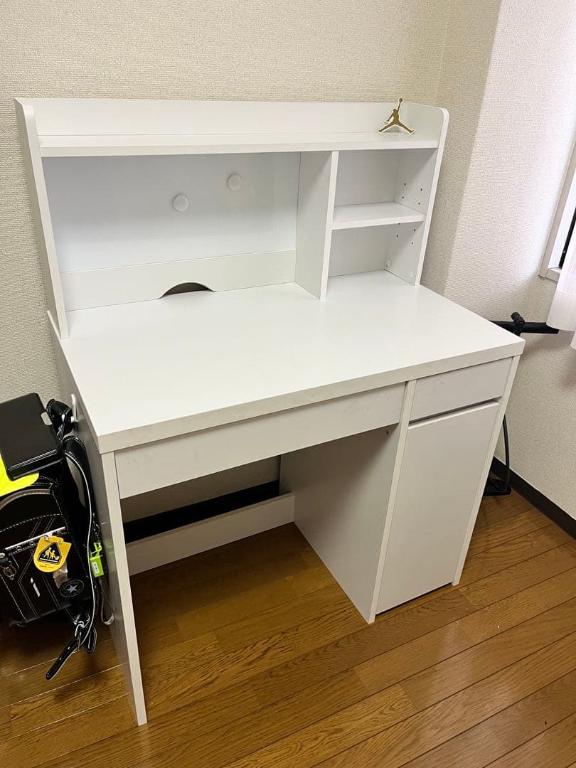 ニトリ ホワイト 学習机 上部棚付き コンパクト キッズ - メルカリ