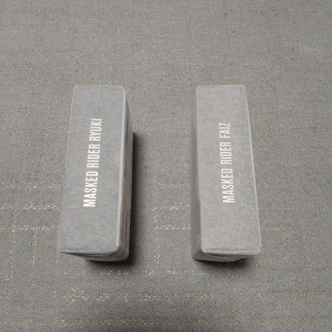 S.H.Figuarts 真骨彫製法 仮面ライダー龍騎＆ファイズ