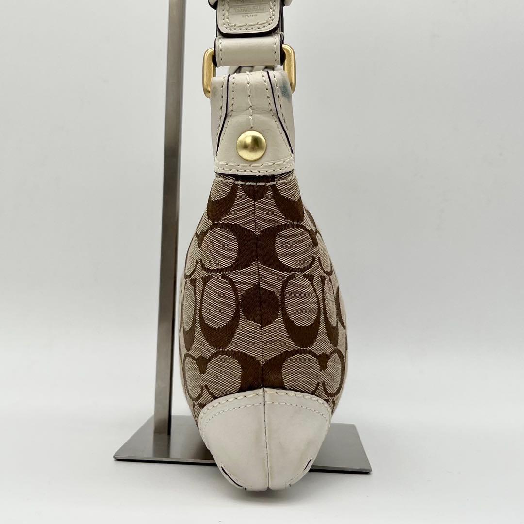 COACH ワンショルダー バッグ アクセサリーポーチ シグネチャー レザー