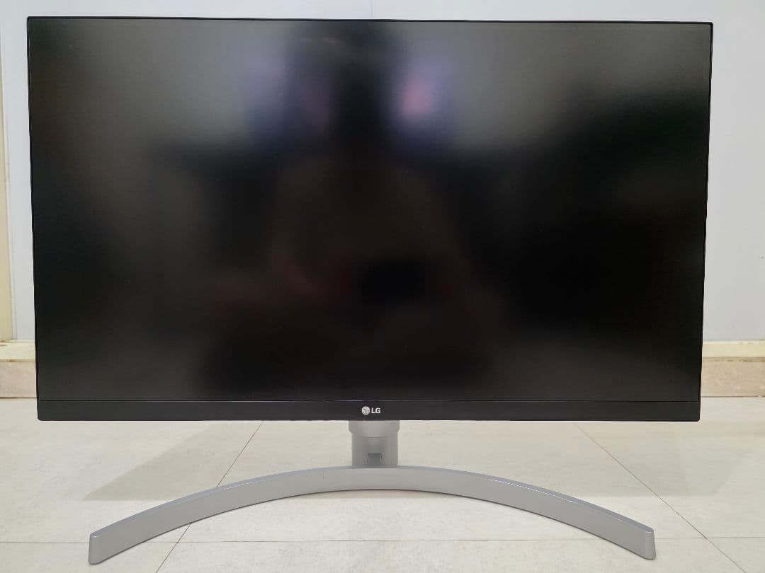 LG 27UK650-W 27インチ 4K HDR10 IPS モニター 27” UHD IPS Monitor - 27UP650K-W | LG USA