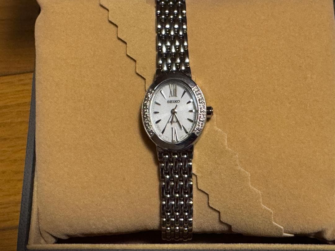 【美品ソーラー腕時計_エクセリーヌ ダイヤモンド付き】 DOLCE ＆ EXCELINE セイコー ドルチェ&エクセリーヌ Exceline Ladies