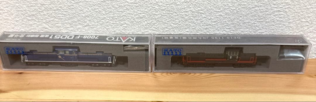 DE10 1195 JR九州仕様 & DD51 Nゲージ DE10 1195号機 JR九州仕様（登場時）が入線しました。KATO 7011-A