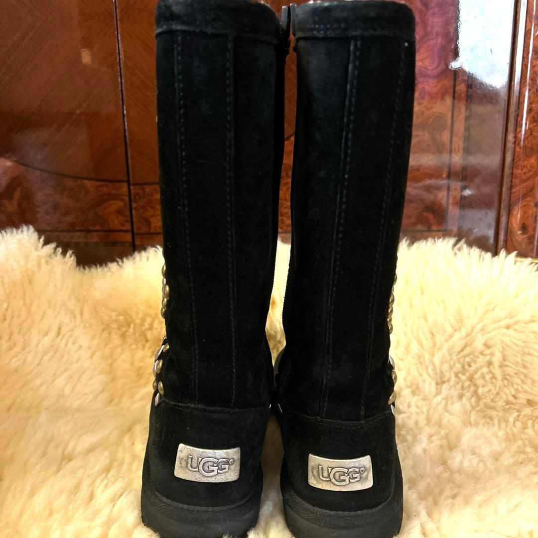 UGG☆スタッズ装飾 黒スエード ムートンブーツ☆22.5 - メルカリ