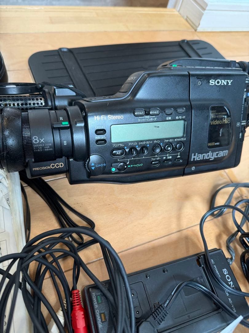 SONY CCD-V700 Hi8 ハンディカム ビデオカメラ ジャンク - メルカリ