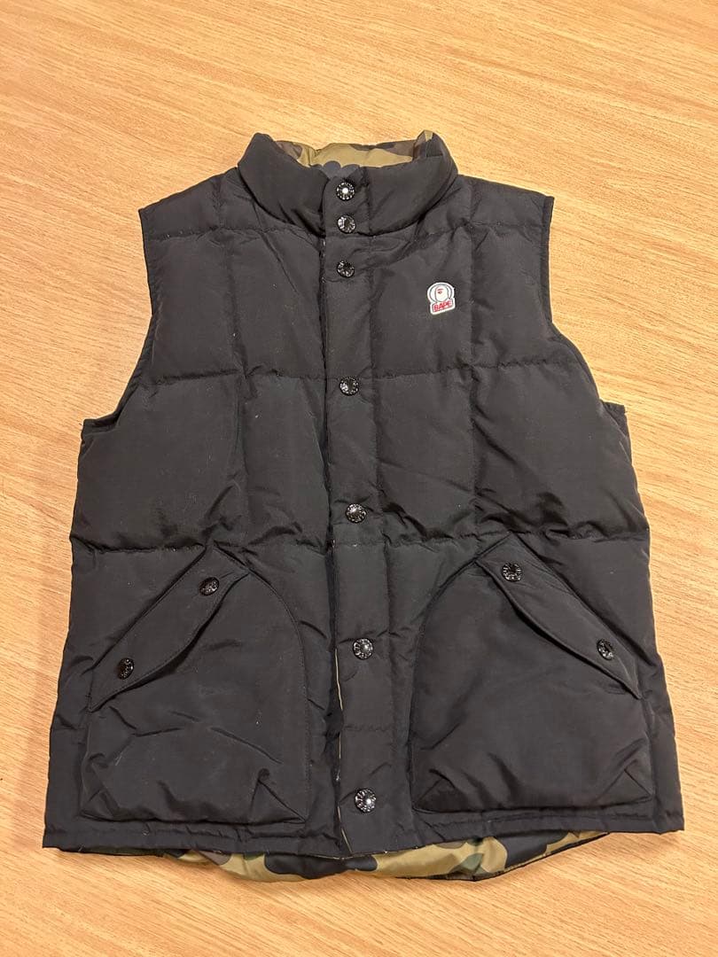 アベイシングエイプ A BATHING APE ダウンベストリバーシブル 美品