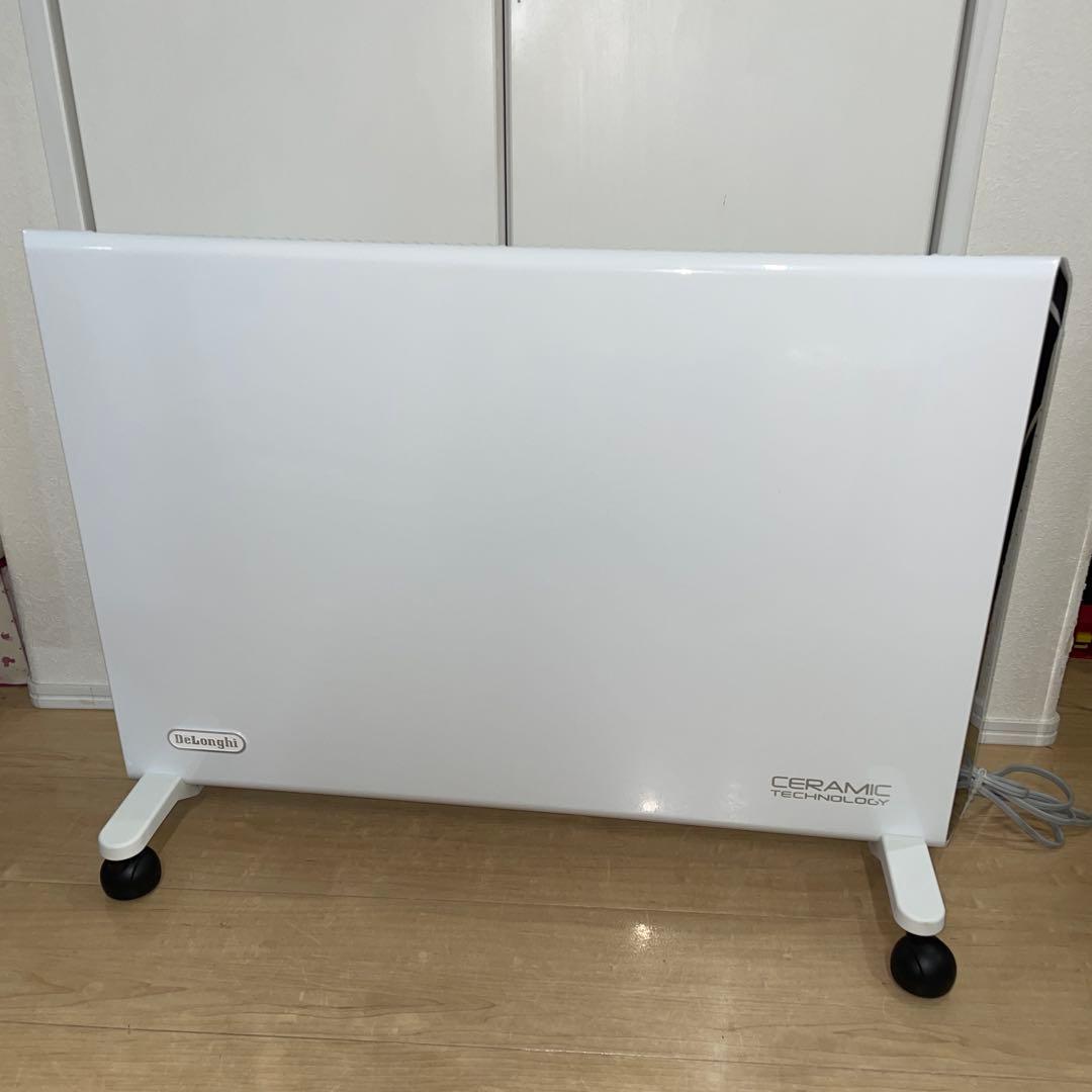 【美品】DeLonghi コンベクターヒーター　ホワイト キャスター付き 販路限定モデル】DeLonghi/デロンギ コンベクターヒーター 通販 - ディノス
