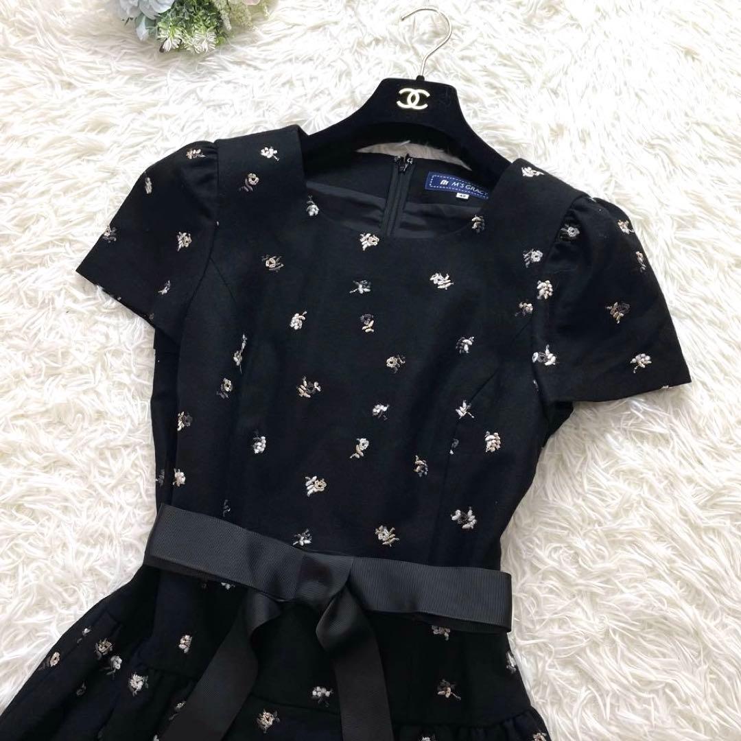 大きいサイズ✨エムズグレイシー ワンピース 42 XL 黒 花 刺繍 リボン