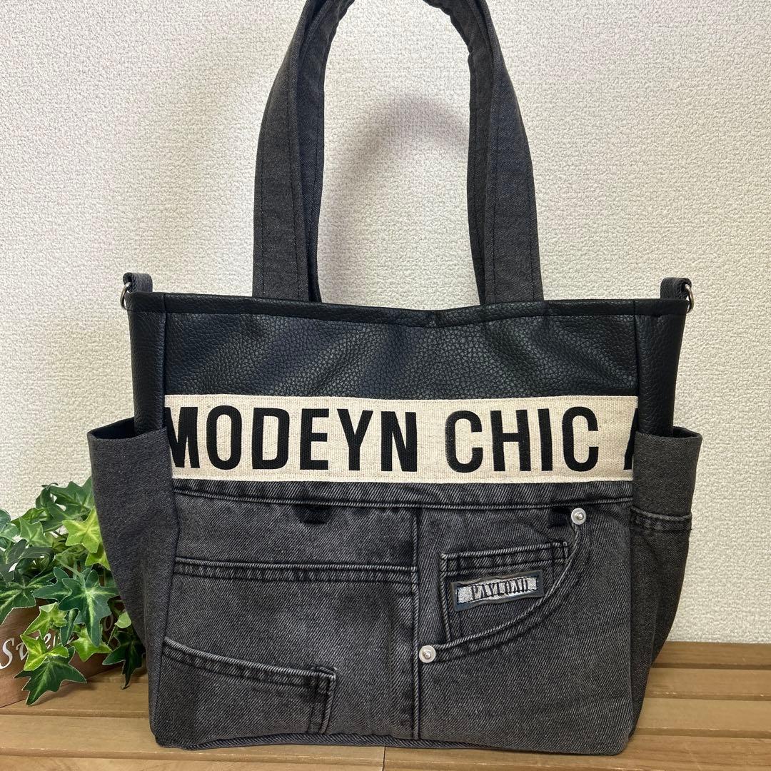 デニムリメイクバッグ サイドポケットトートバッグ - メルカリ