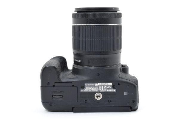 キャノン Canon EOS Kiss X8i レンズキット《S数11598回》