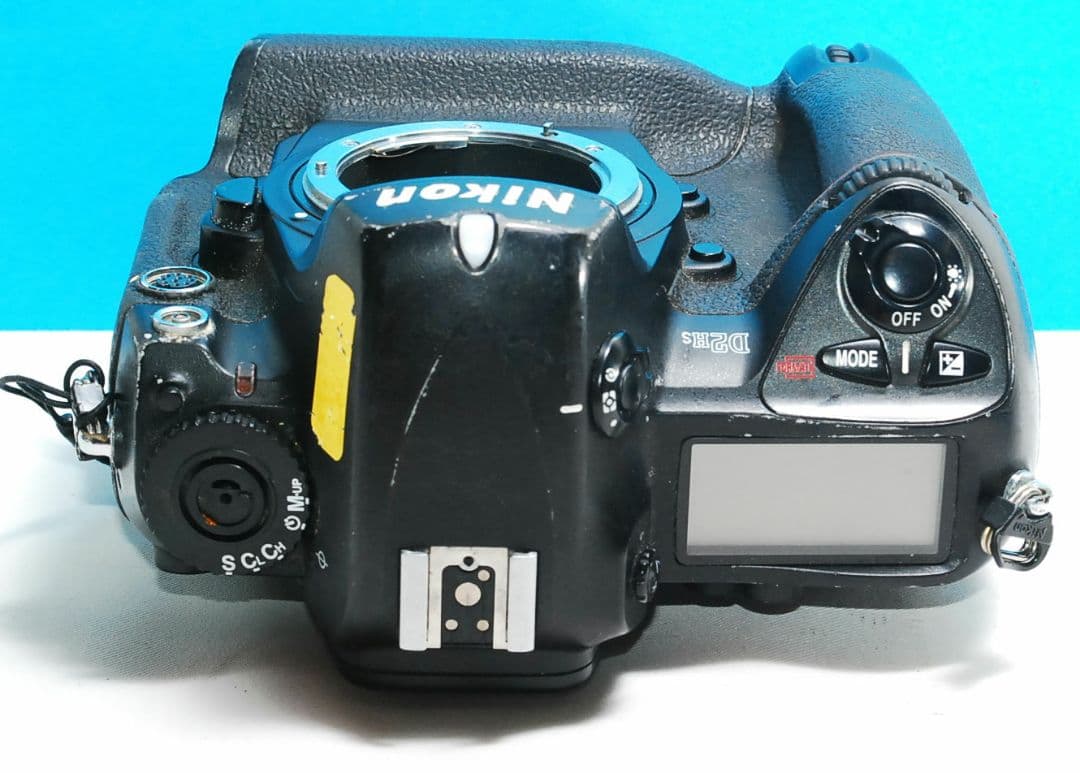 NIKON D2Hs ボディ　送料無料