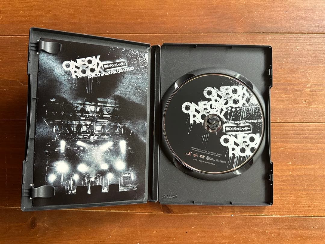 総額6万円相当！ワンオク⭐︎DVD & CD 15枚セット！今だけ大幅値下げ！！