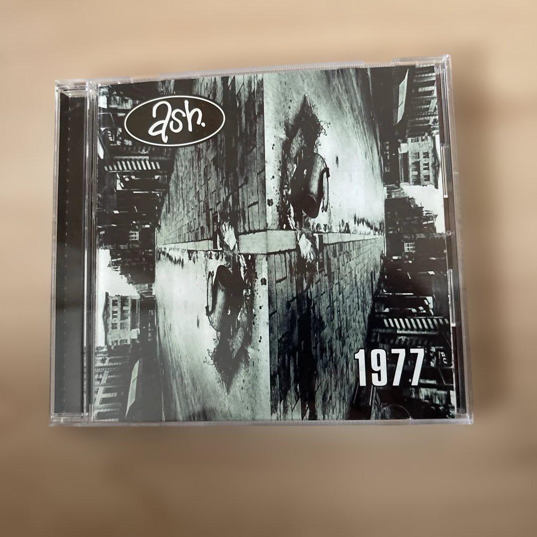Ash 2アルバムセット(うち初回生産限定盤1枚) - メルカリ