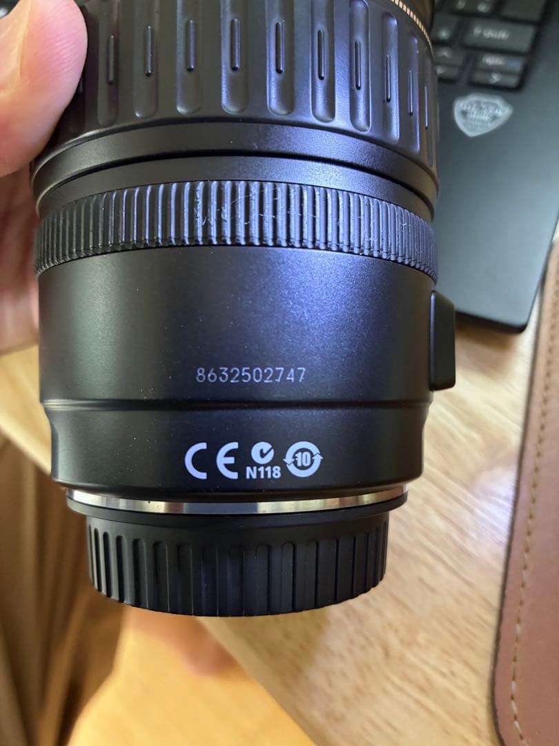 キヤノン標準ズームレンズEF28-135mm F3.5-5.6 IS USM