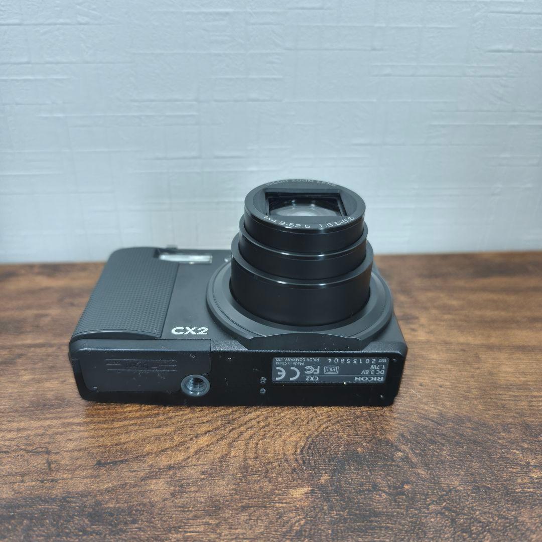 極美品】RICOH CX2 デジタルカメラ - メルカリ