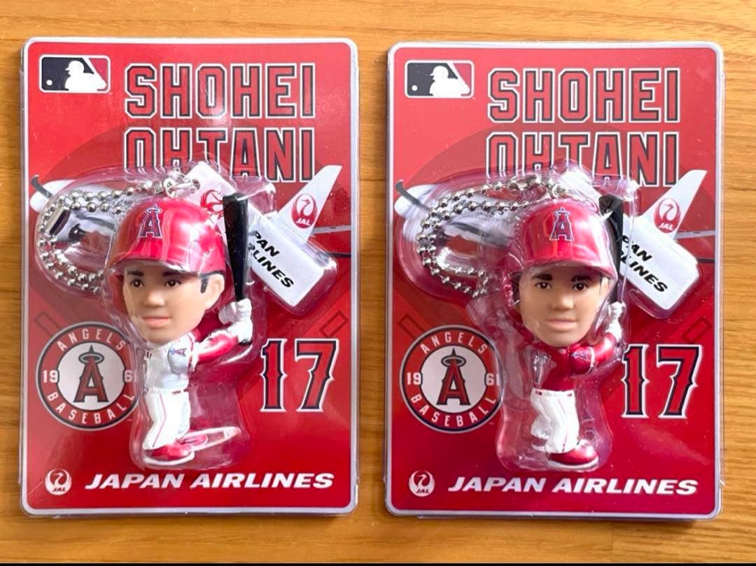 大谷翔平 JAL 限定 フィギュア キーホルダー 赤白 セット　記念グッズ JAL×MLBプレゼントキャンペーン開催！賞品はペア観戦ツアーに、大谷