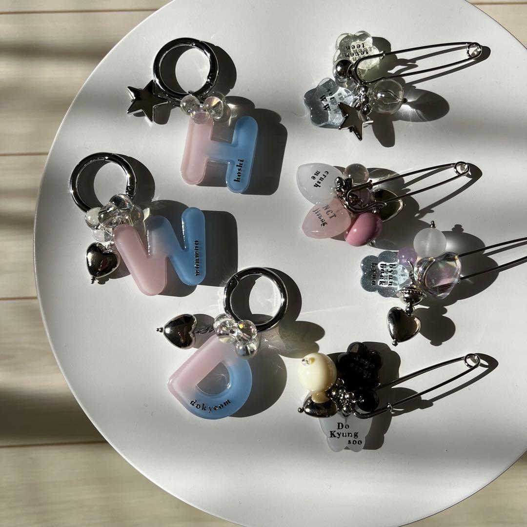 seventeen セブチ キーホルダー ペンライト アクセサリー - メルカリ