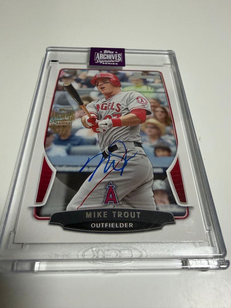 1/1 マイク・トラウト直筆サイン入りカードTopps - メルカリ