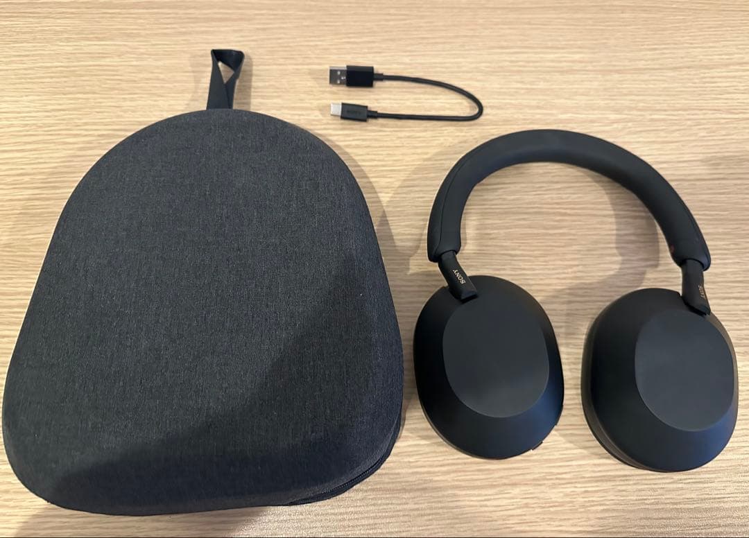 SONY Bluetoothヘッドホン Amazon.com: Sony ZX Series Wired On-Ear Headphones with Mic, Black