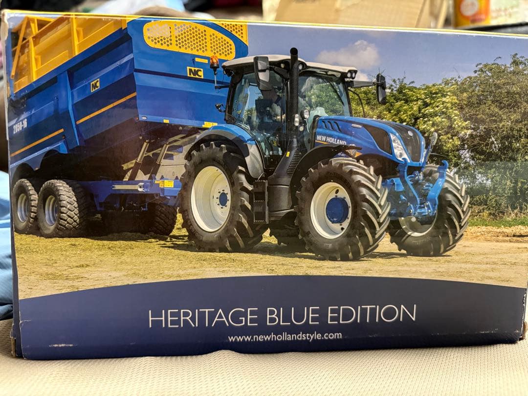 New Holland Heritage Blue Edition 1/32 1/32 Edition New Heritage