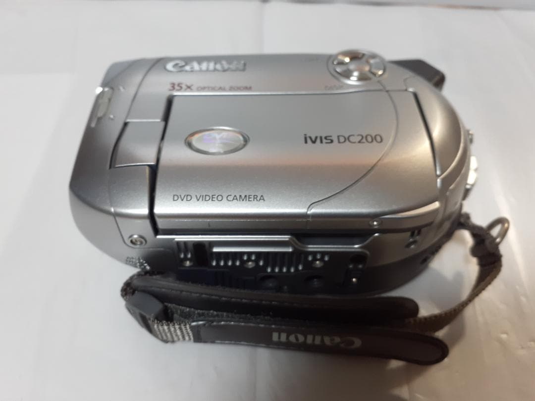 Canon iVIS DC200 DVDビデオカメラ - メルカリ