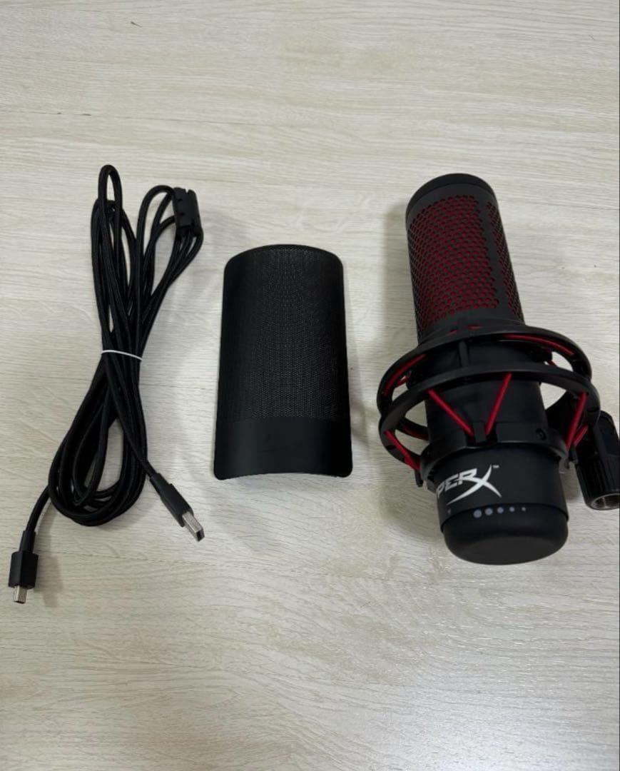 HyperX コンデンサーマイク USB接続 アーム おまけ HyperX コンデンサーマイク USB接続 アーム おまけ HyperX QuadCast +