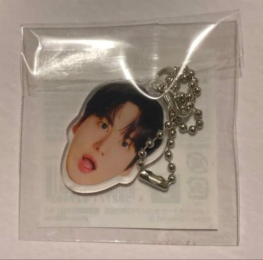 ☆KYUHYUN フェイスキーホルダー キュヒョン super junior - メルカリ