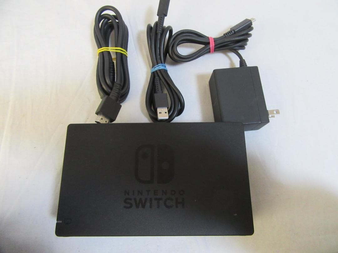 Switch本体・周辺機器 ジョイコン2つ ドック ケーブル スマブラ 動作OK