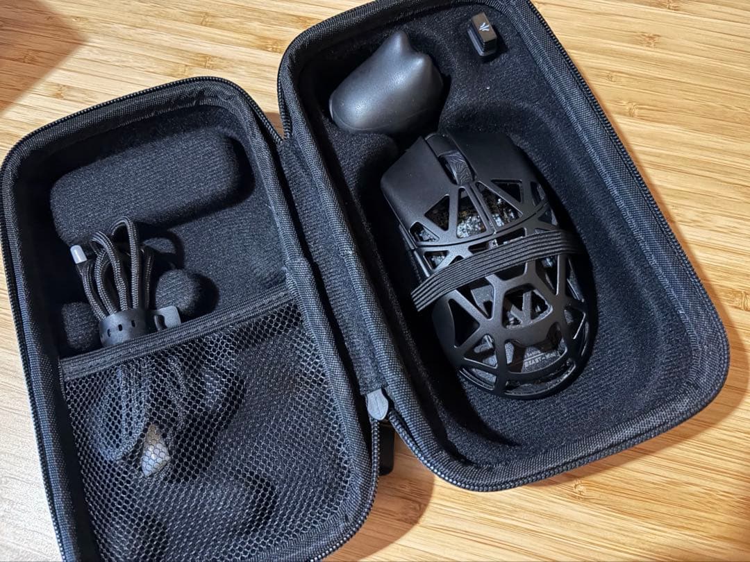 wlmouse BeastX mini pro black サイド穴なし中古品 - マウス