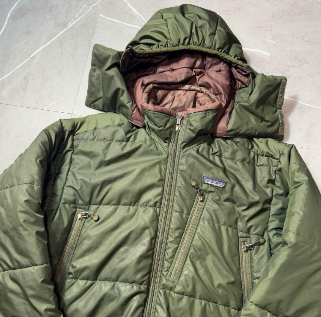 patagonia パタゴニア ダウンジャケット パフジャケット カーキ - メルカリ