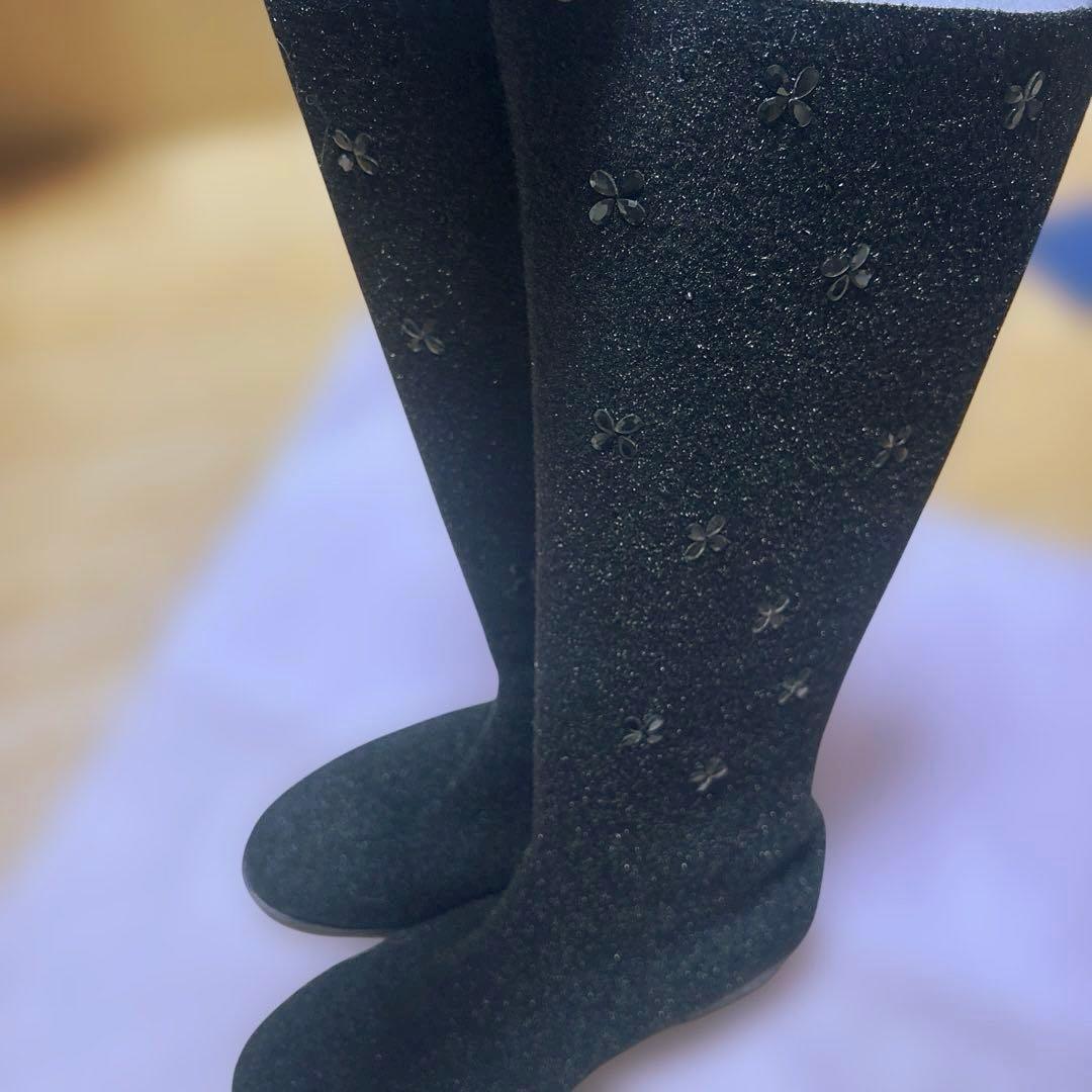 アンテプリマのお花のキラキラビジュー付き黒ロングブーツ23.5美品