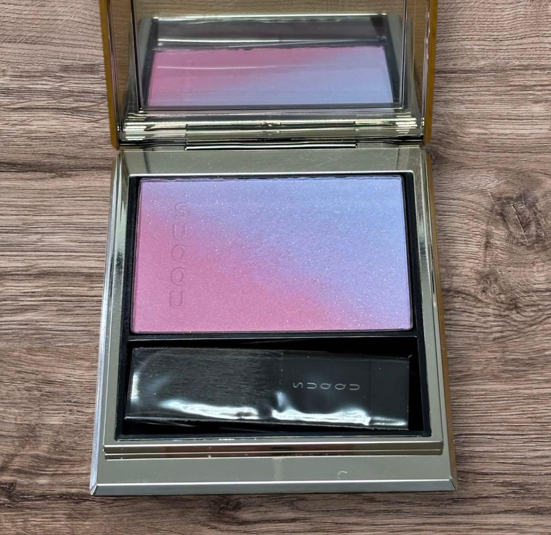 【美品】SUQQU ブラージング カラー ブラッシュ 113 SUQQU(スック) / ブラーリング カラー ブラッシュ 113 冬織 -FUYUORI