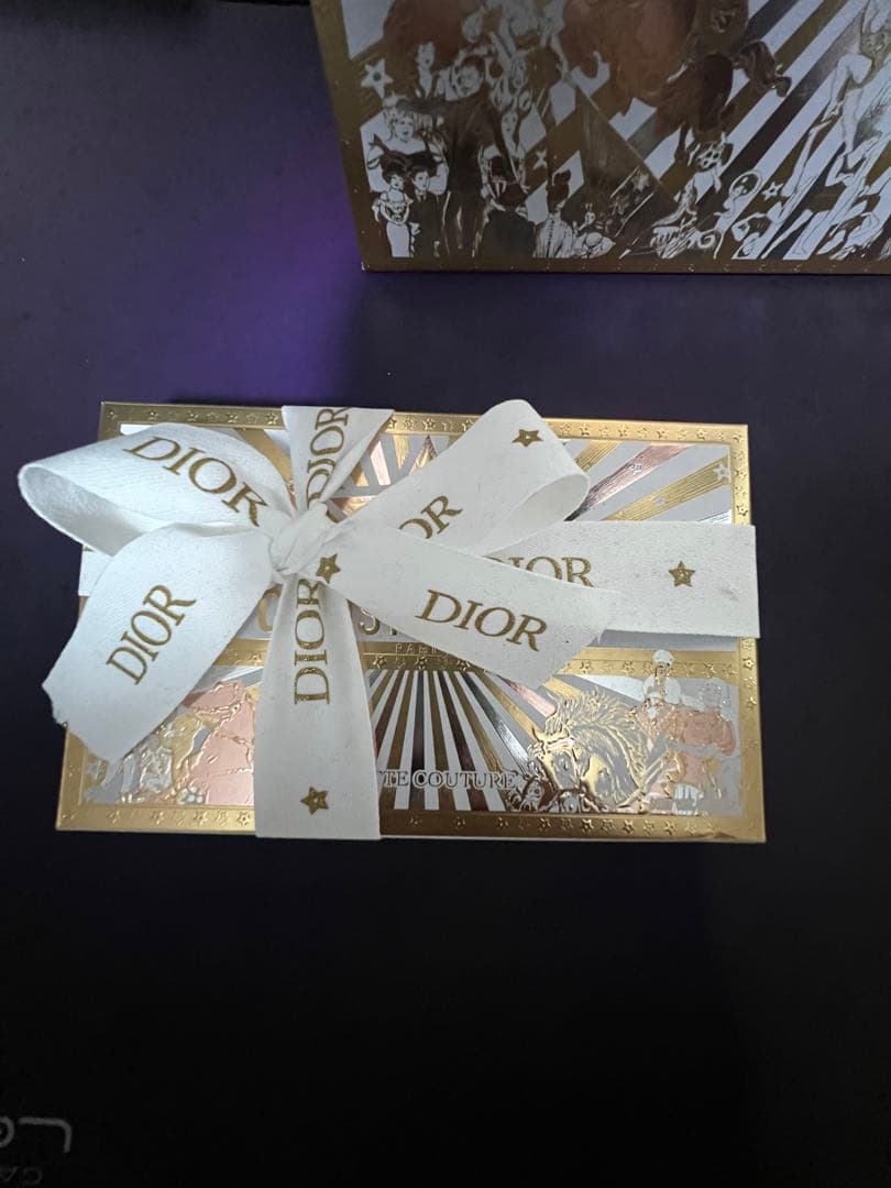 Dior クリスマスコフレ 2025 新品未使用】Christian Dior 2025 クリスマスコフレ パレット