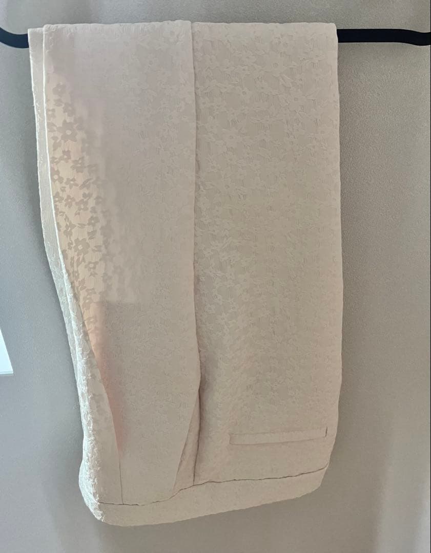 オケージョン！HOWDY. ジャガードブラウス&パンツ - メルカリ