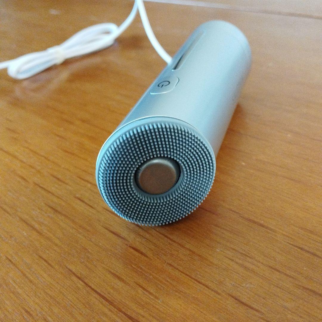 動作確認済み SALONIA USB充電式美顔器 - メルカリ