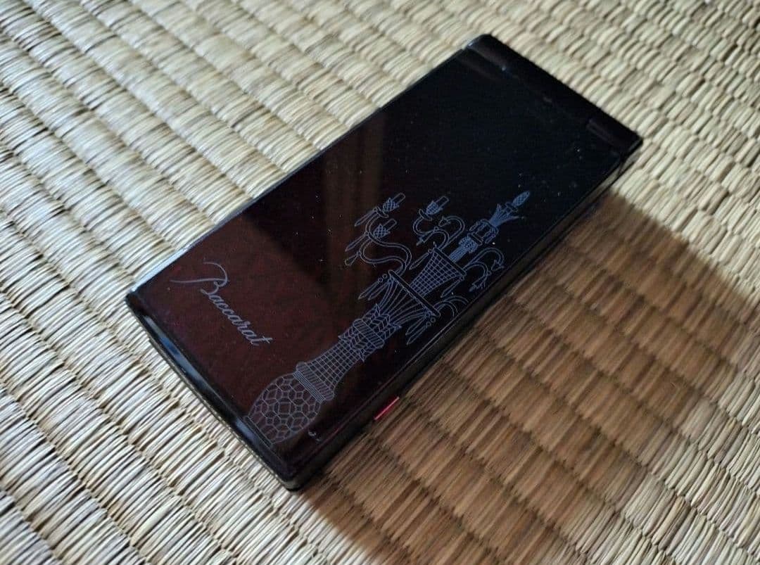 美品 SH-09C バカラ Baccarat モデル ガラケー - メルカリ