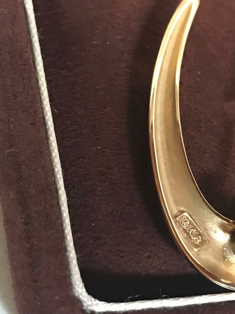 ミキモト イニシャルブローチ k18 18k18金 ウノアエレ好きな方にも