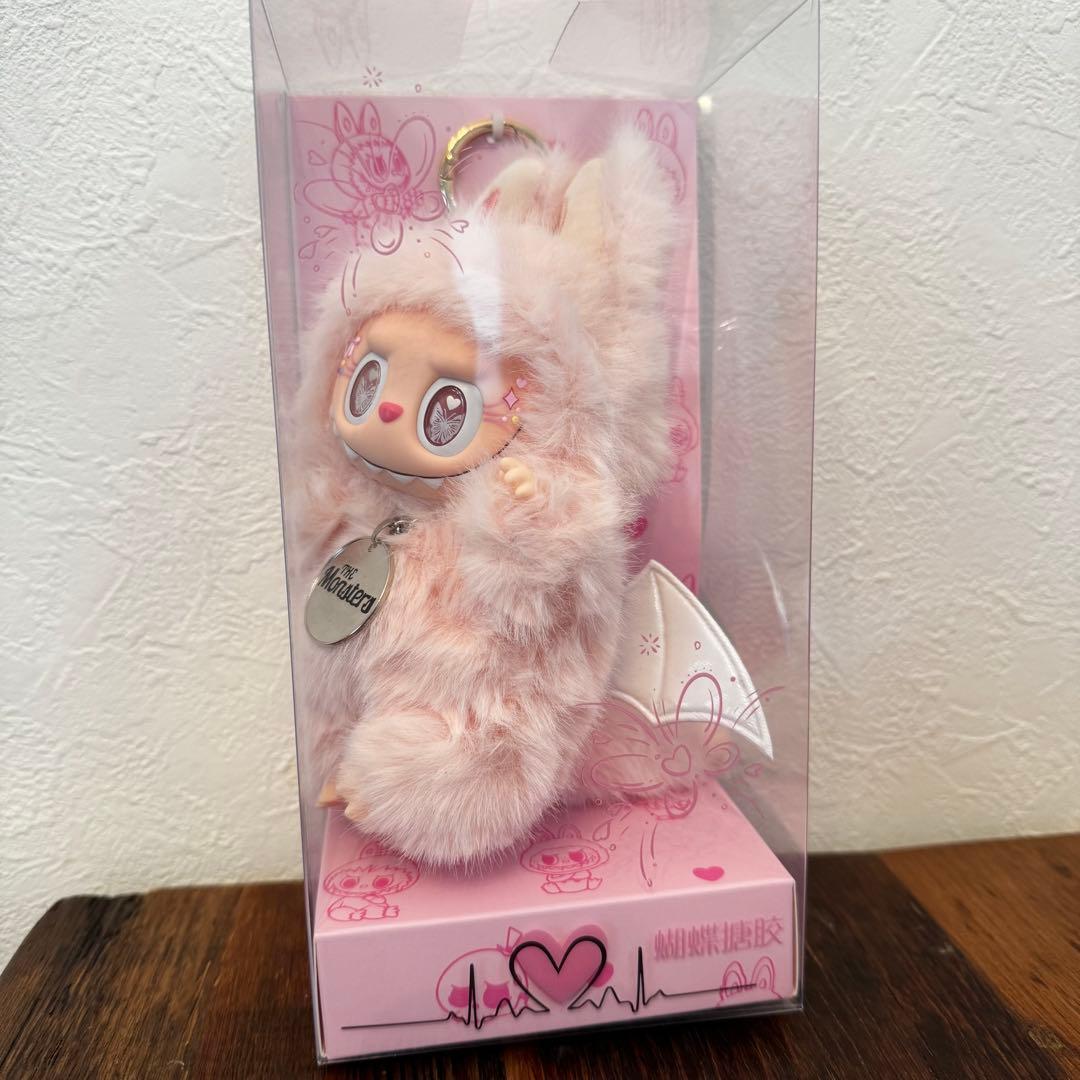 海外限定】ZIMOMO LABUBUぬいぐるみキーホルダードラゴンピンク - メルカリ