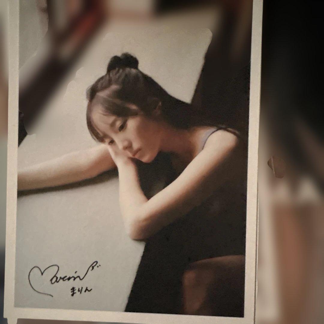 本田真凜1st写真集 『MARIN』サイン入り ポストカード1枚付