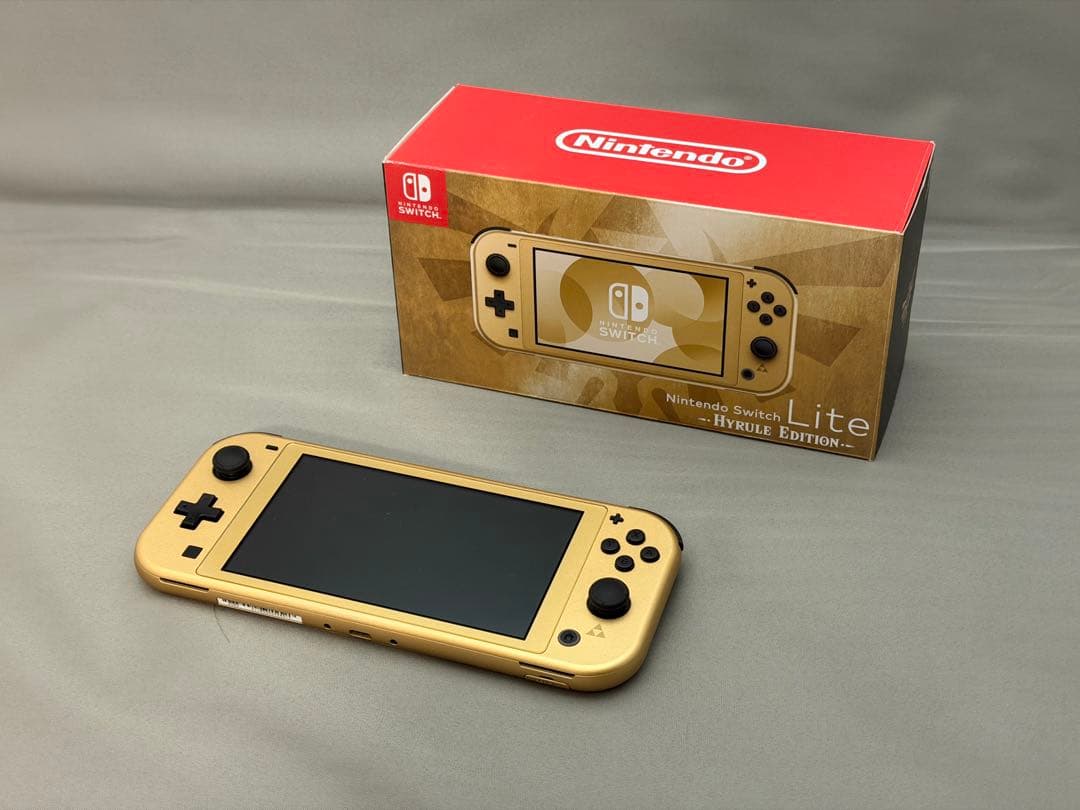 【美品】Nintendo Switch Lite Hyrule Edition Amazon.com: Nintendo Switch Lite Hyrule Edition - International