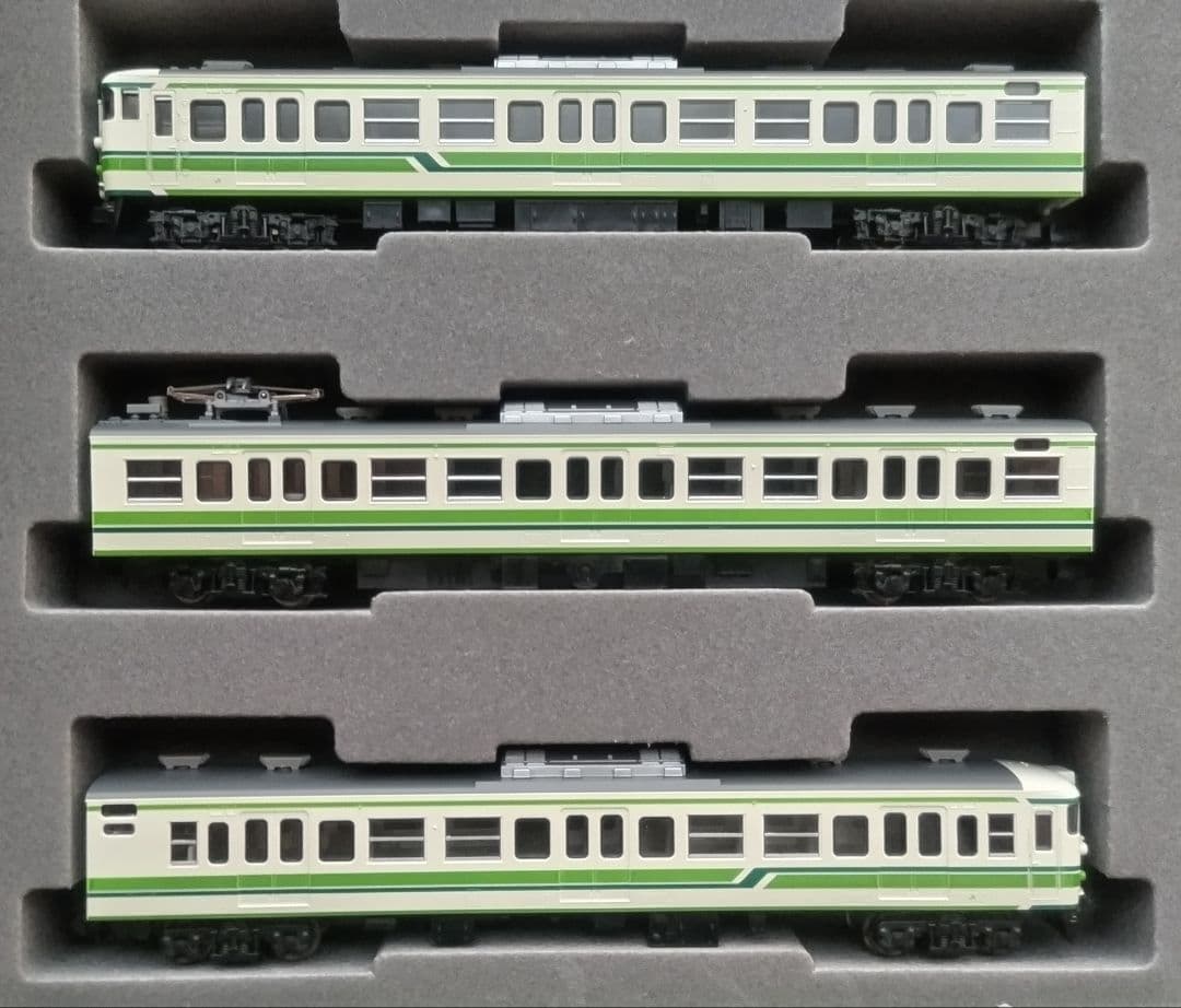 TOMIX 115系1000 近郊電車（新潟色） - メルカリ