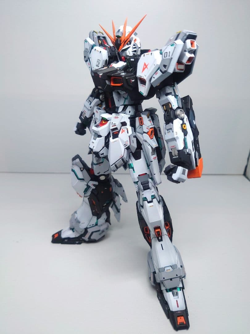 1/100 MGEX級νガンダム 海外スタジオ 完成品 - メルカリ