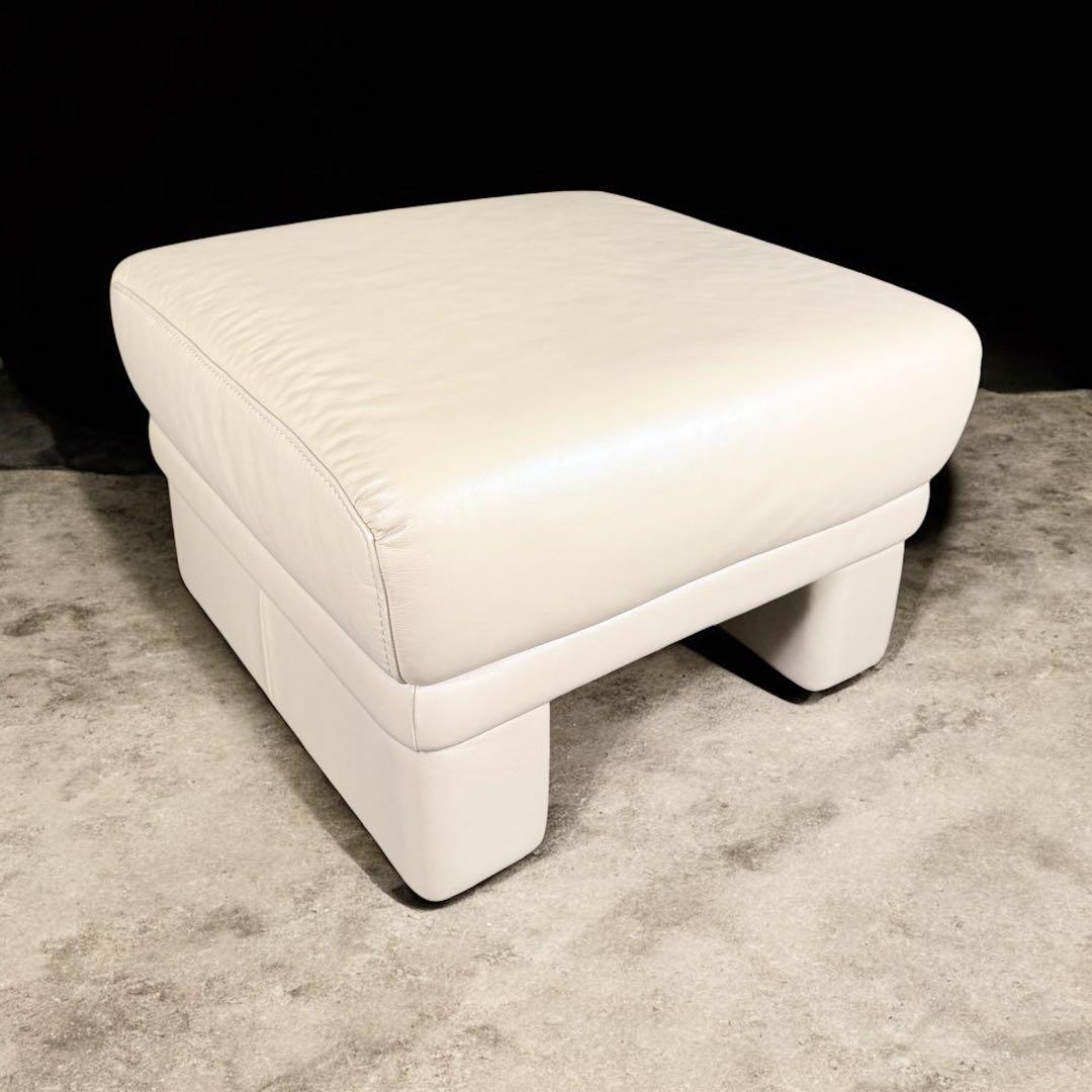 HR864 himolla ヒモラ　オットマン 本革 総本革　ベージュ系 himolla（ヒモラ）「共通オットマン」革#24 Nライトブラウン色