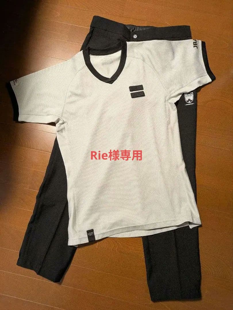 ウェア Rie RIER | Fleece hoodie crop ivy | Made in Austria | Rier