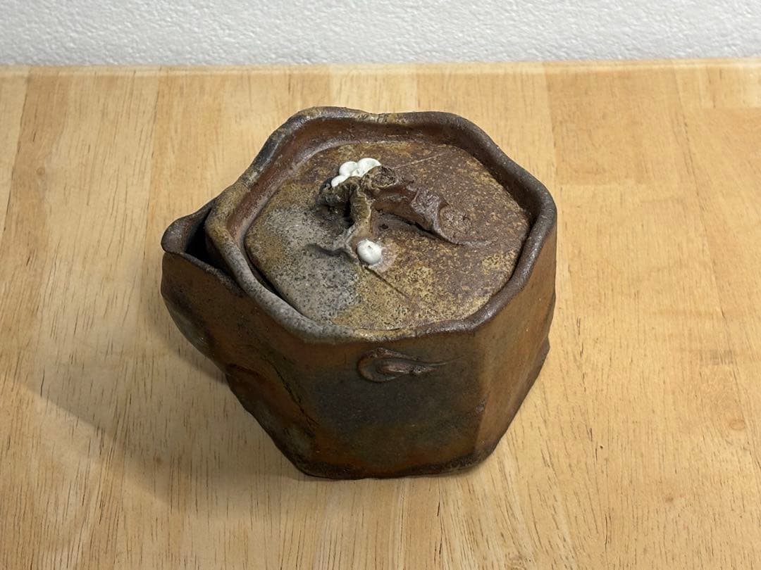 73.備前焼 宝瓶 登り窯 白梅 はくばい 六角 手びねり 急須 73.備前焼 宝瓶 登り窯 白梅 はくばい 六角 手びねり 急須 73.備前焼